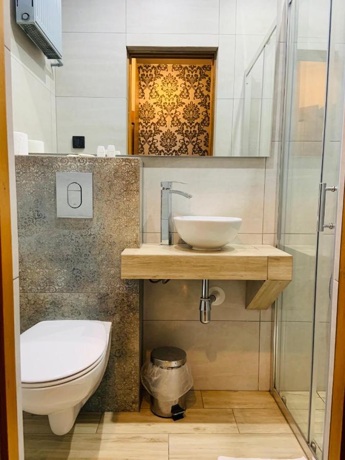 A&P Motel Миколов Екстериор снимка