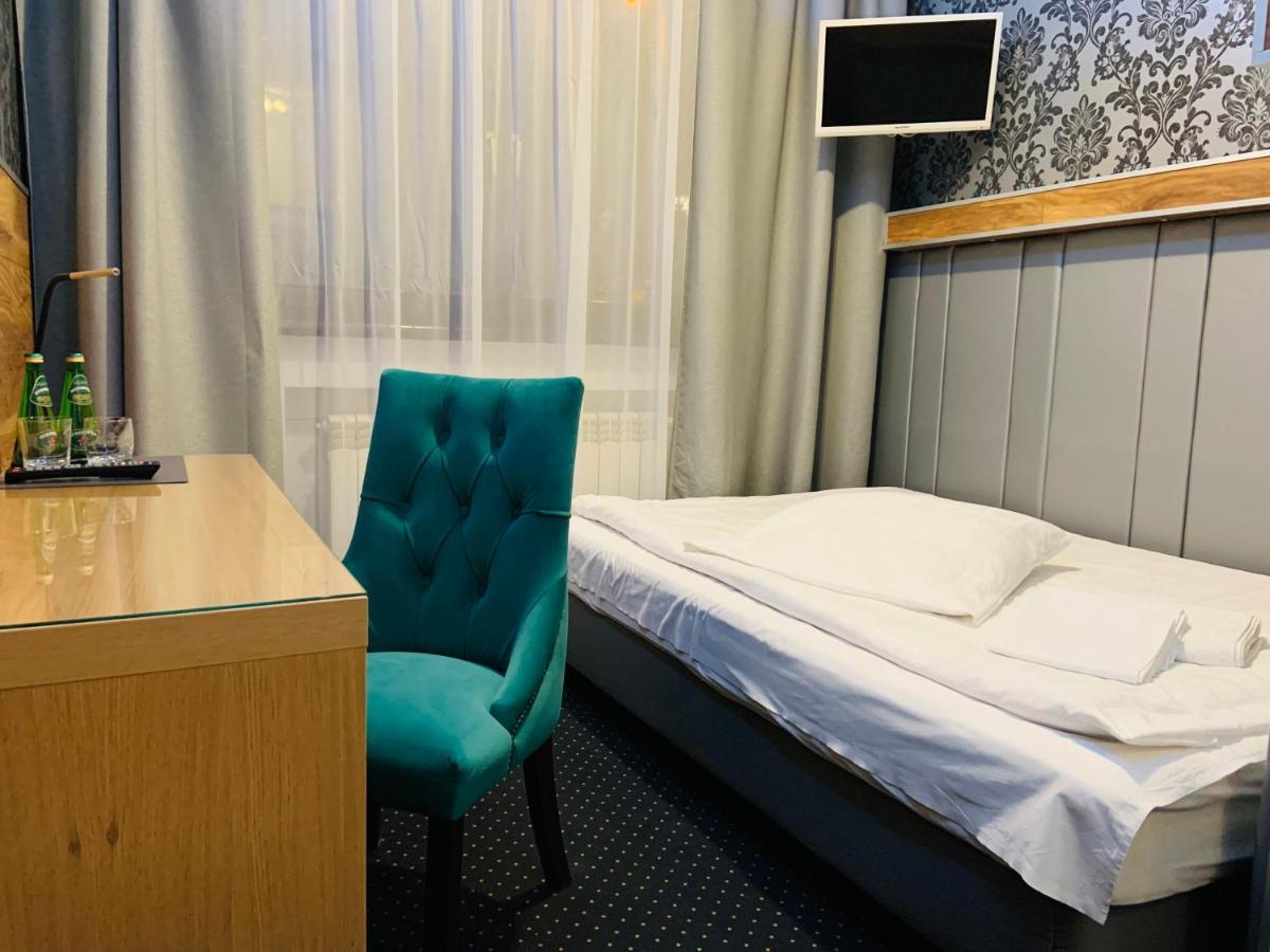 A&P Motel Миколов Екстериор снимка