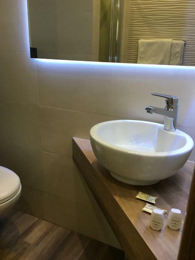 A&P Motel Миколов Екстериор снимка